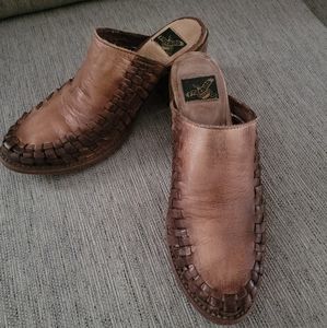 Freebird Sofia Slip Ons